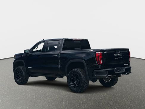 Used 2024 GMC Sierra 1500 Elevation w/ Preferred Package AWD/4WD image 8
