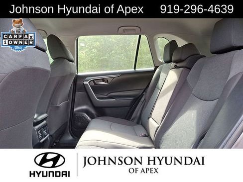 Used 2025 Toyota RAV4 XLE image 20
