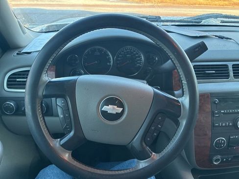 Used 2007 Chevrolet Silverado 1500 LTZ w/ EZ-Lift Tailgate Package image 23