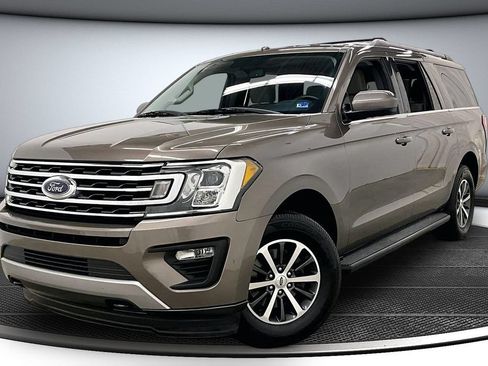 Used 2018 Ford Expedition Max XLT w/ Cargo Package AWD/4WD image 3