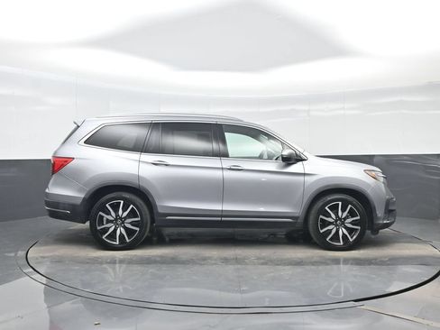 Used 2020 Honda Pilot Touring image 7