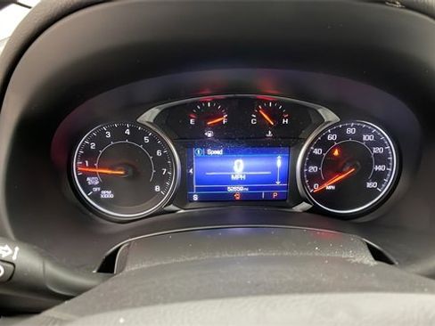 Used 2023 GMC Terrain SLE w/ Driver Convenience Package image 16