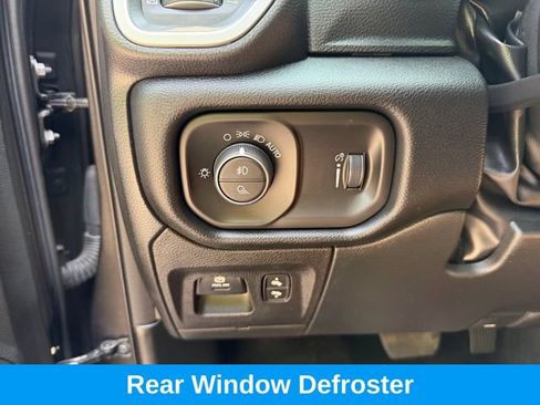 Used 2022 RAM 1500 Big Horn AWD/4WD image 7