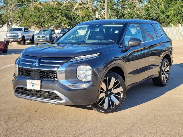 Used 2025 Mitsubishi Outlander SE FWD image 31