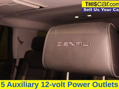 Used 2018 GMC Yukon Denali w/ Denali Ultimate Package image 27