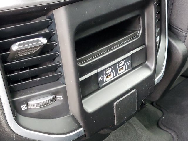 Used 2023 RAM 1500 Big Horn AWD/4WD image 32