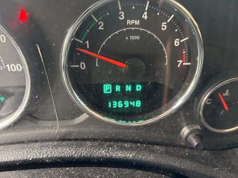 Used 2012 Jeep Wrangler Sport image 27