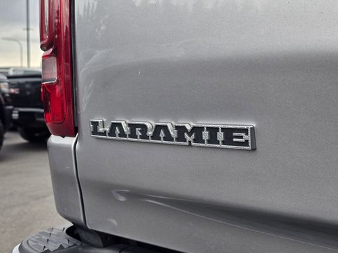 Used 2022 RAM 1500 Laramie w/ Sport Appearance Package AWD/4WD image 12