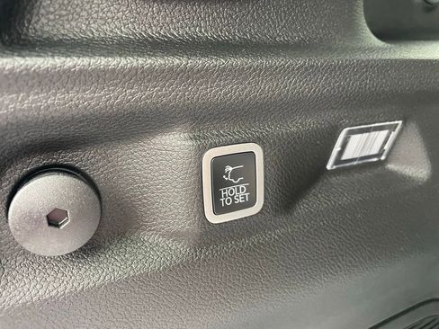 New 2026 Jeep Grand Cherokee L Limited image 14