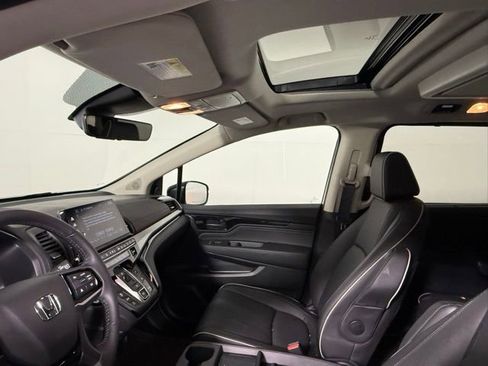 Used 2025 Honda Odyssey Touring image 30