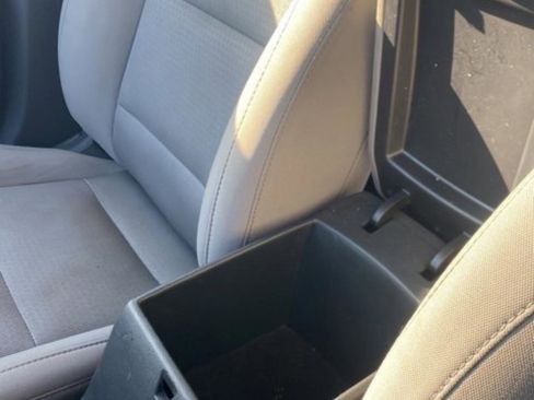 Used 2018 Hyundai Elantra Value Edition image 28