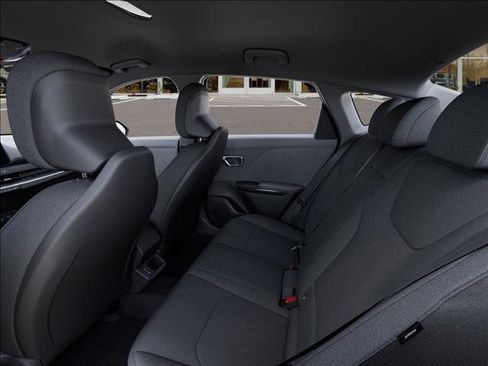 New 2026 Kia K4 FWD image 18