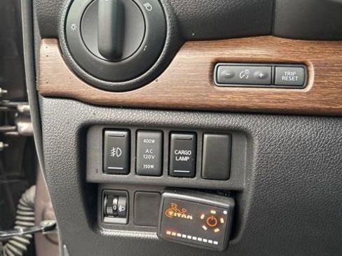 Used 2018 Nissan Titan Platinum Reserve w/ Platinum Utility Package image 19