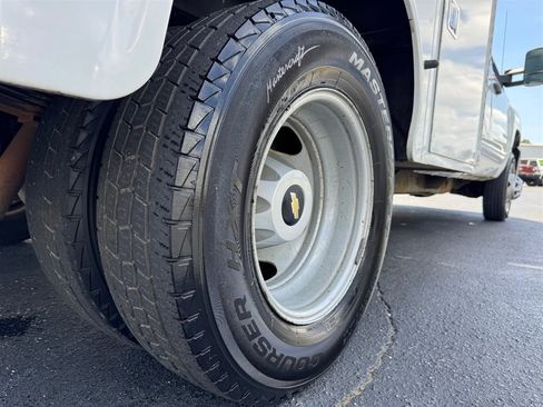 Used 2014 Chevrolet Silverado 3500 W/T image 12