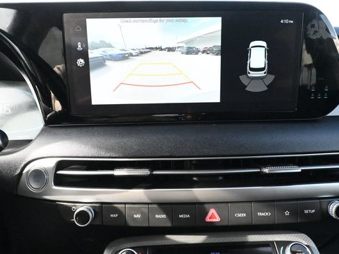 Used 2025 Hyundai Palisade SEL FWD image 17