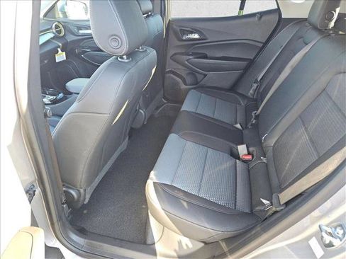 New 2026 Chevrolet Trax LT image 15