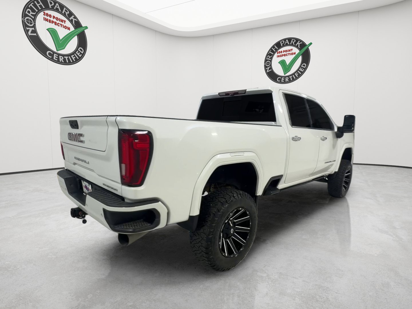 Used 2020 GMC Sierra 2500 Denali w/ Technology Package AWD/4WD image 5