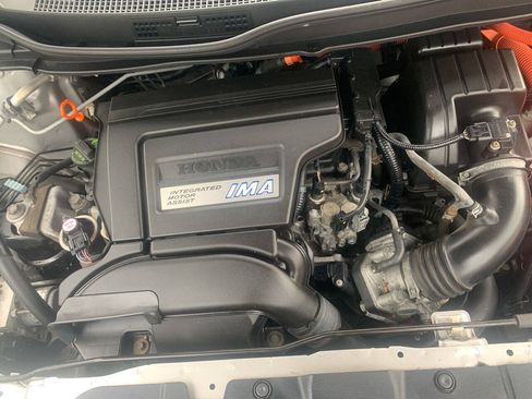 Used 2015 Honda Civic Hybrid Sedan image 23