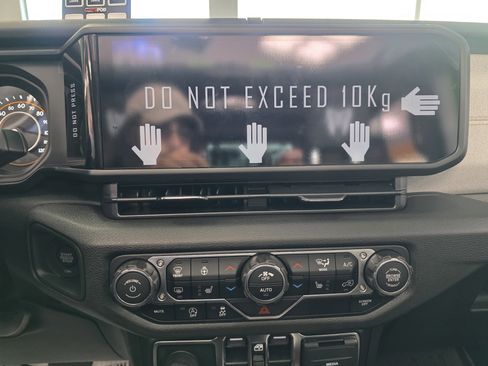 New 2025 Jeep Wrangler Unlimited Sport image 10