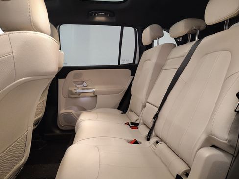 Certified 2026 Mercedes-Benz GLB 250 4MATIC image 26