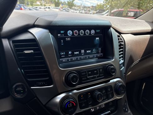 Used 2020 Chevrolet Tahoe Premier w/ Premier 6.2L Value Package image 23