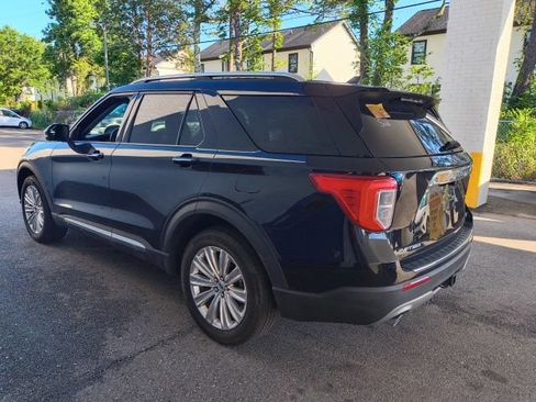 Used 2023 Ford Explorer Limited w/ Limited Technology Package AWD/4WD image 6