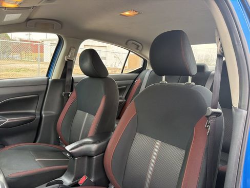 Used 2024 Nissan Versa SR FWD image 18