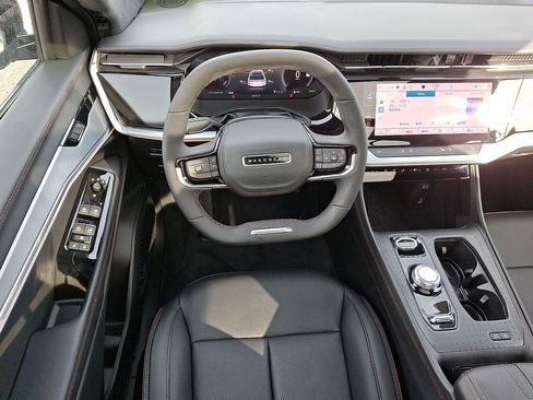 Used 2024 Jeep Wagoneer Launch Edition image 21