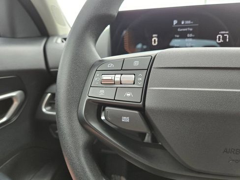 Certified 2025 Kia K4 FWD image 30