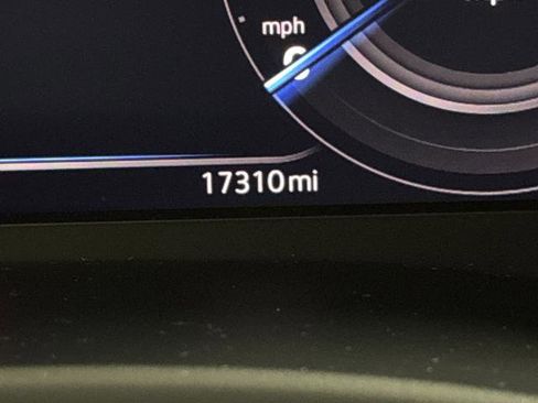 Used 2023 Volkswagen Atlas SE image 6