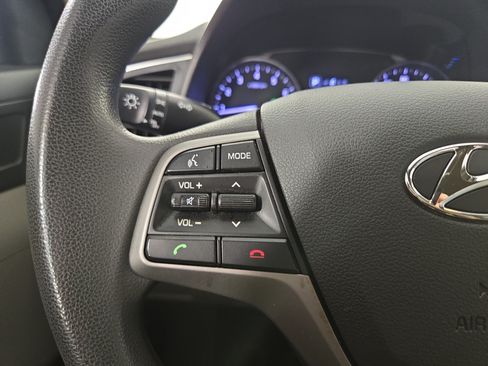 Used 2018 Hyundai Elantra SEL FWD image 15