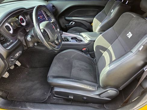 Used 2021 Dodge Challenger R/T Scat Pack RWD image 13