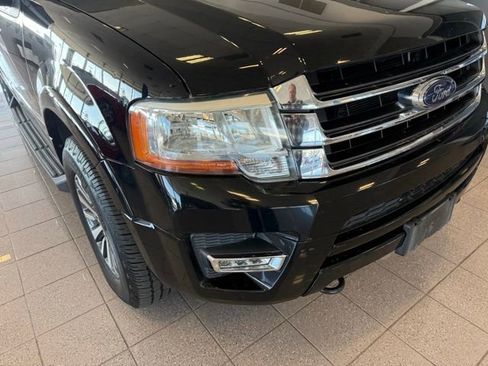 Used 2016 Ford Expedition XLT image 8