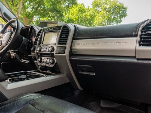 Used 2018 Ford F350 Lariat w/ Lariat Ultimate Package AWD/4WD image 47