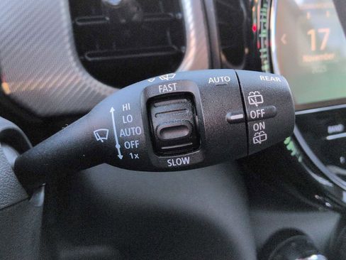 Certified 2024 MINI Cooper SE image 25