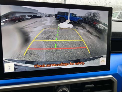 Used 2024 Toyota Tacoma TRD Off-Road w/ TRD Off Road Upgrade Package image 12