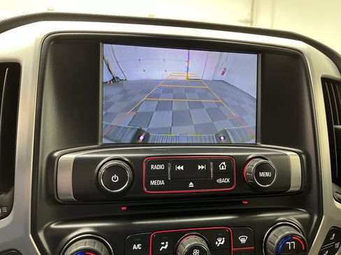 Used 2015 GMC Sierra 1500 SLT w/ SLT Crew Cab Value Package AWD/4WD image 6