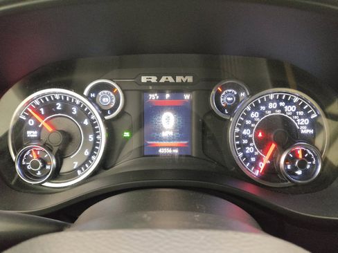 Used 2021 RAM 1500 Big Horn AWD/4WD image 23