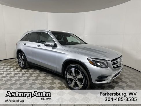 Used 2018 Mercedes-Benz GLC 300 4MATIC image 1