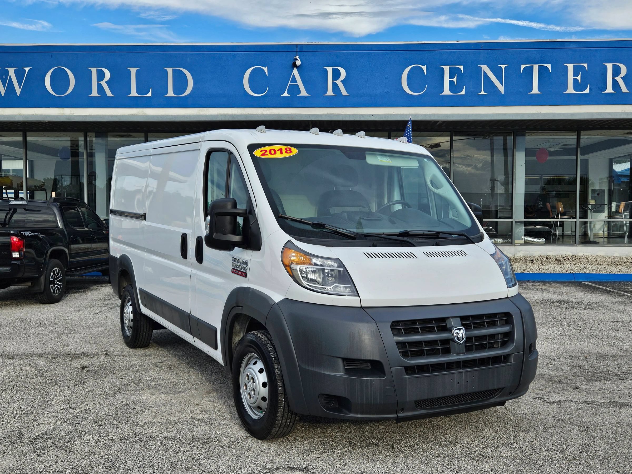 Used 2018 RAM ProMaster 1500 FWD image 1