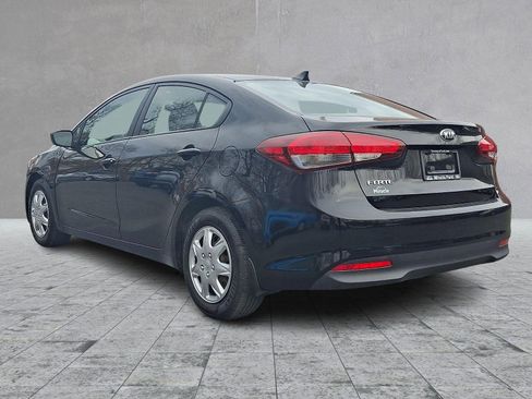 Used 2017 Kia Forte LX FWD image 5