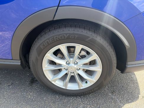 Used 2025 Honda CR-V EX image 11
