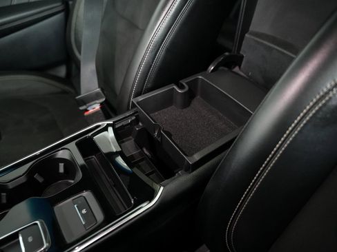 Used 2019 Ford Edge ST w/ Convenience Package image 35