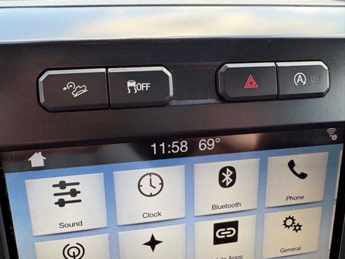 Used 2018 Ford F150 XLT w/ Equipment Group 302A Luxury image 29