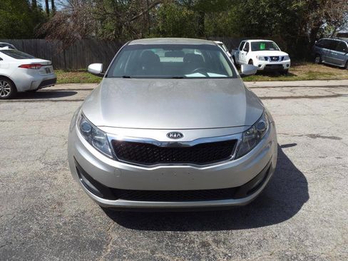 Used 2012 Kia Optima LX image 9