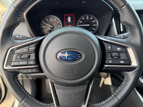 Used 2023 Subaru Outback Premium image 28