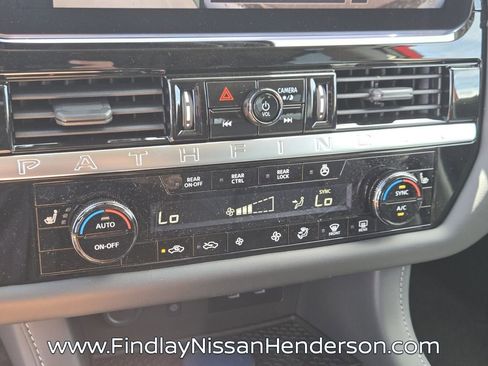 New 2026 Nissan Pathfinder SL w/ SL Premium Package (P04) AWD/4WD image 23