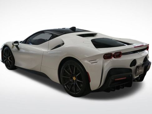 Used 2023 Ferrari SF90 Stradale image 3