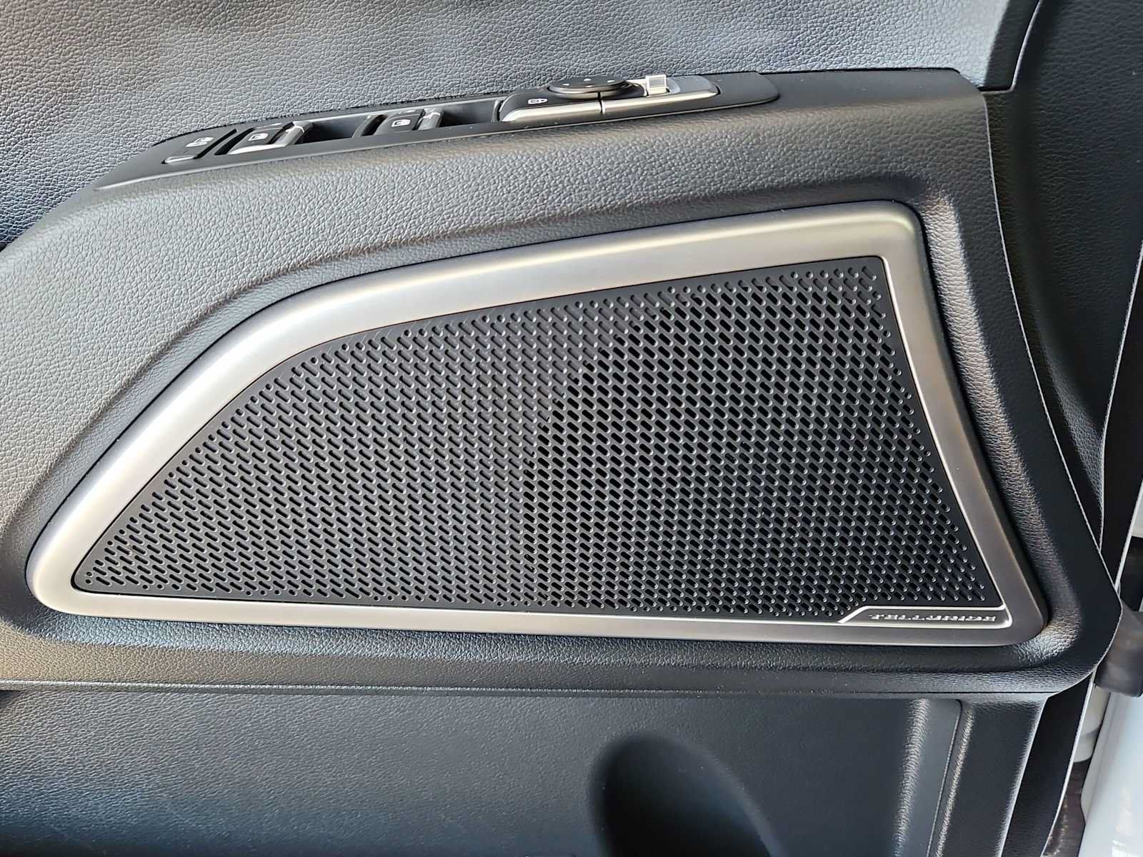 Certified 2024 Kia Telluride S w/ S Sunroof Package FWD image 29