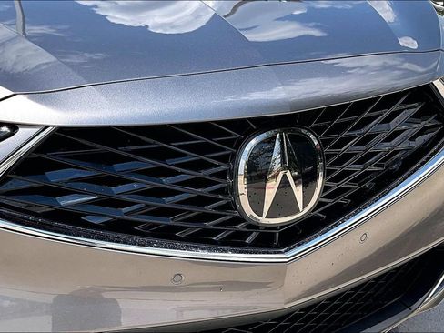 Certified 2026 Acura MDX w/ Technology Package FWD image 33